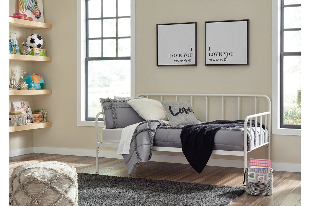 Trentlore White Twin Metal Day Bed with Platform - Lara Furniture