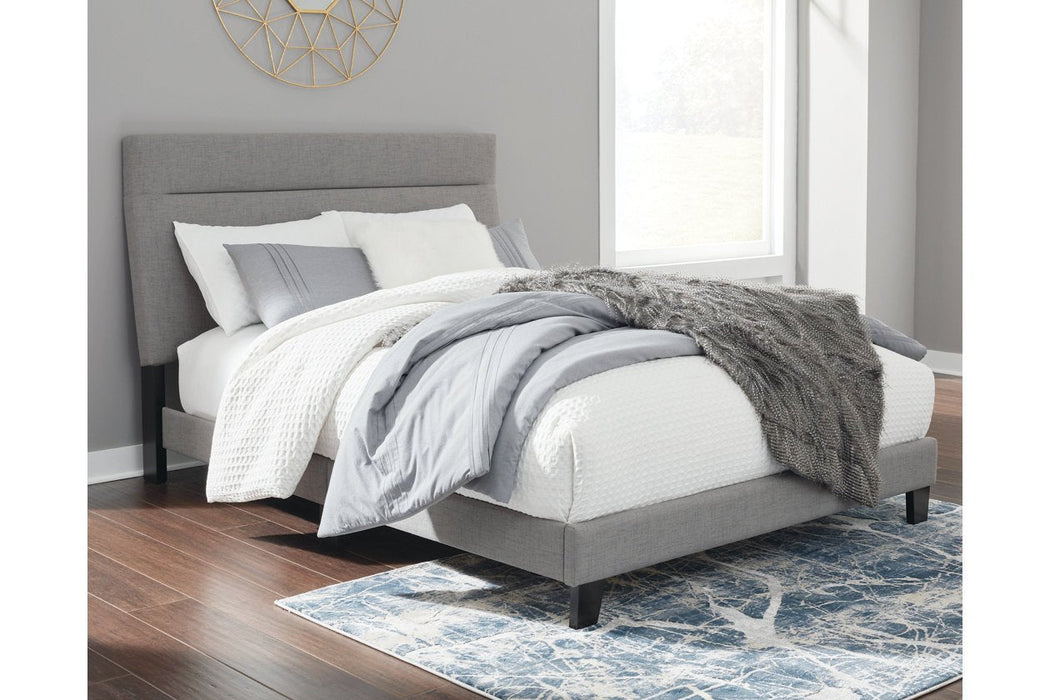 Adelloni Gray Queen Upholstered Bed - Lara Furniture