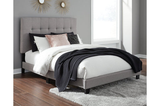 Adelloni Gray King Upholstered Bed - Lara Furniture