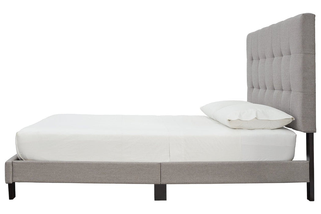 Adelloni Gray King Upholstered Bed - Lara Furniture