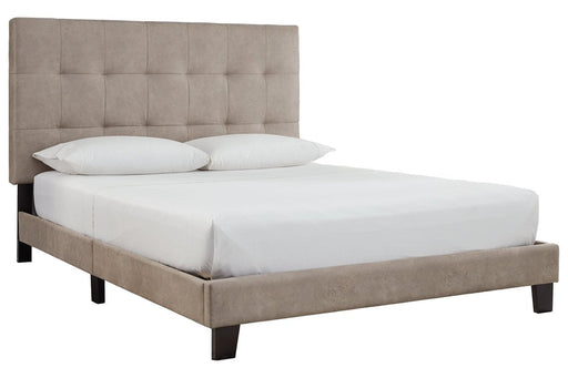 Adelloni Light Brown Queen Upholstered Bed - Lara Furniture