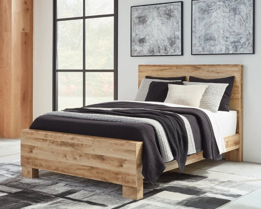 Hyanna  Queen Panel Bed