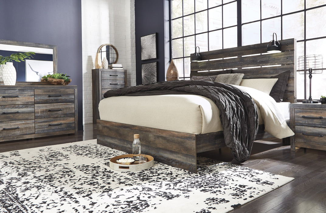 Drystan Brown King Panel Bed - Lara Furniture