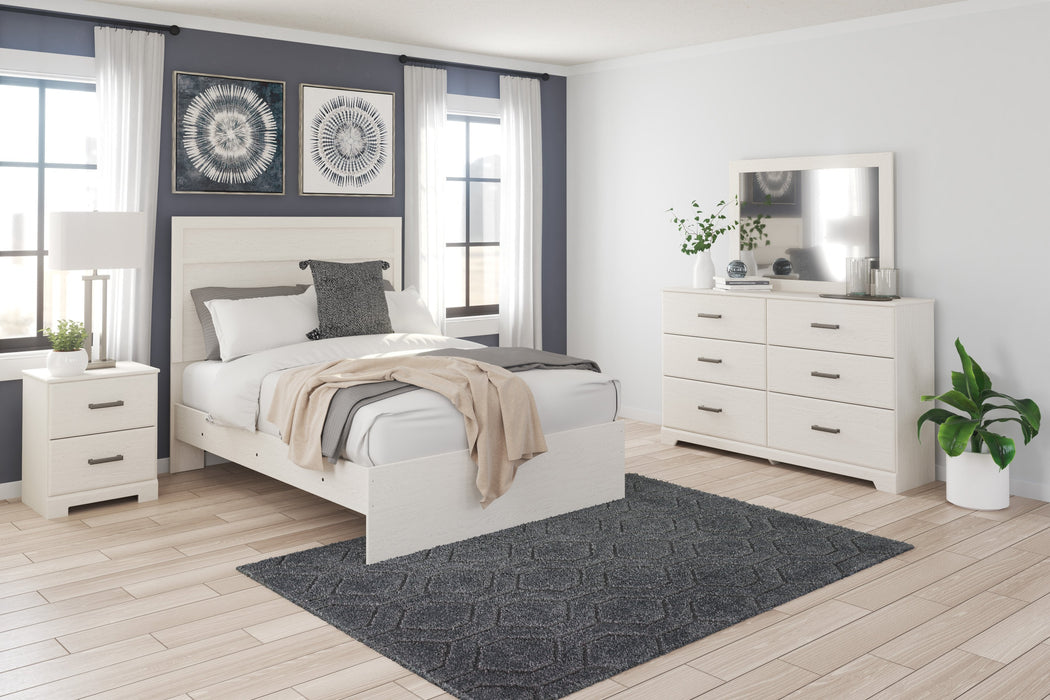 Stelsie White Full Panel Bed - Lara Furniture