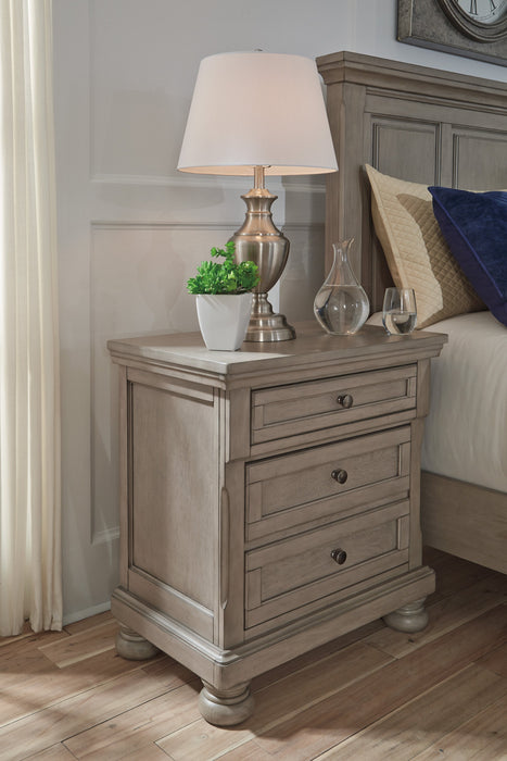 Lettner Light Gray Sleigh Bedroom Set - Lara Furniture