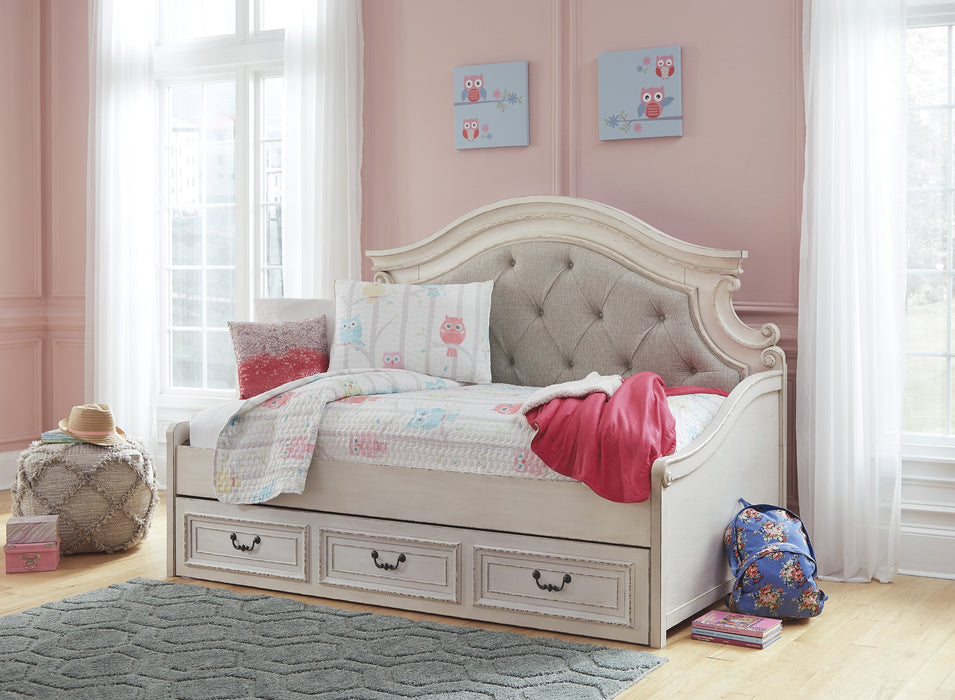 Realyn Chipped White Twin Day Bed - Lara Furniture