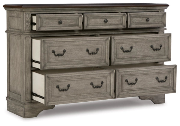 Lodenbay Dresser