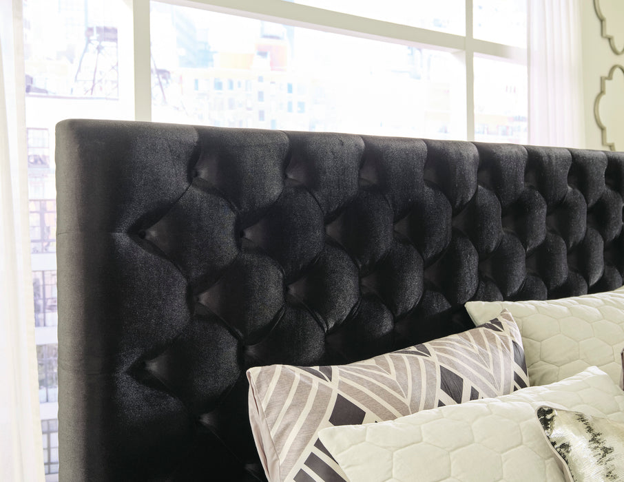 Lindenfield Blizz Black Velvet Upholstered with Storage Bedroom Set