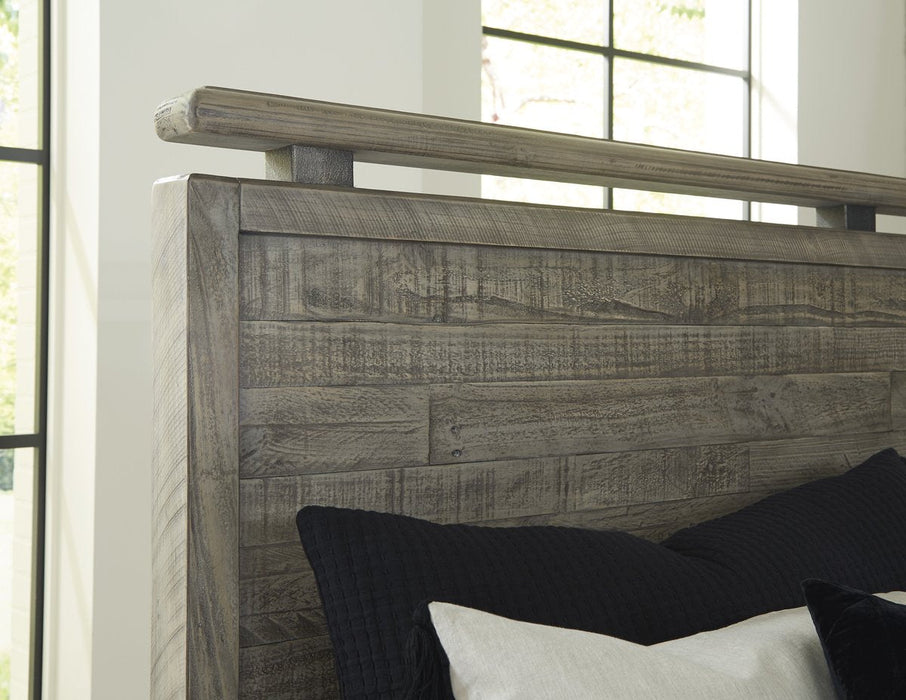 Brennagan Gray King Footboard Storage Bed