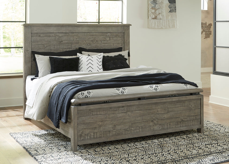 Brennagan Gray Queen Panel Bed