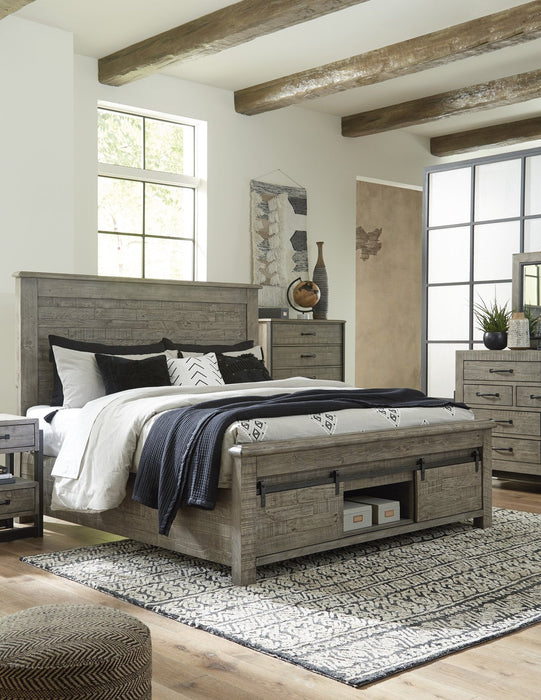 Brennagan Gray King Footboard Storage Bed