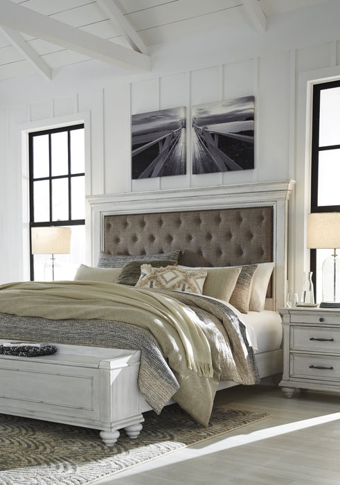 Kanwyn Whitewash King Upholstered Storage Bed - Lara Furniture