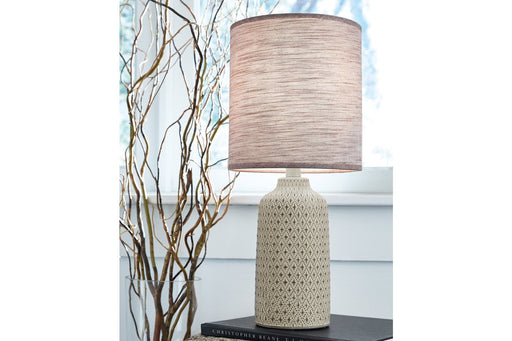 Donnford Brown Table Lamp - Lara Furniture