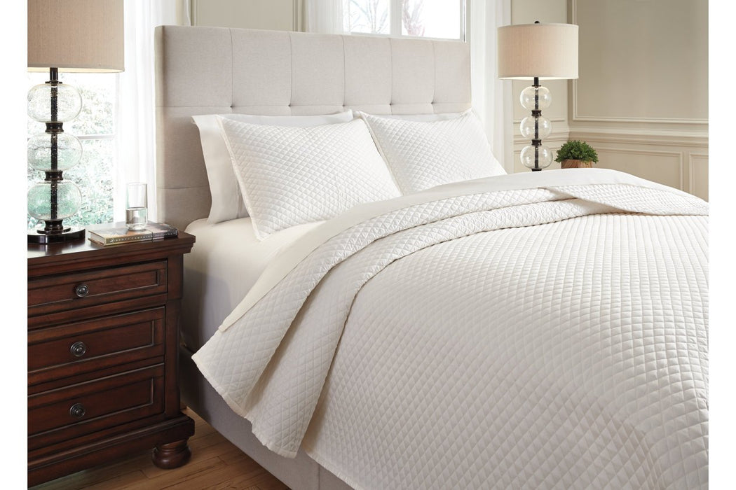 Dietrick Ivory 3-Piece Queen Quilt Set - Lara Furniture