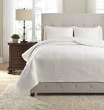 Dietrick Ivory 3-Piece King Quilt Set - Lara Furniture