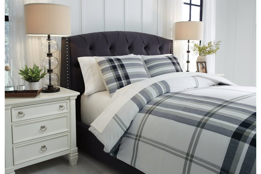 Stayner Black/Gray 3-Piece Queen Comforter Set - Lara Furniture