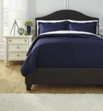 Raleda Navy 3-Piece King Coverlet Set - Lara Furniture