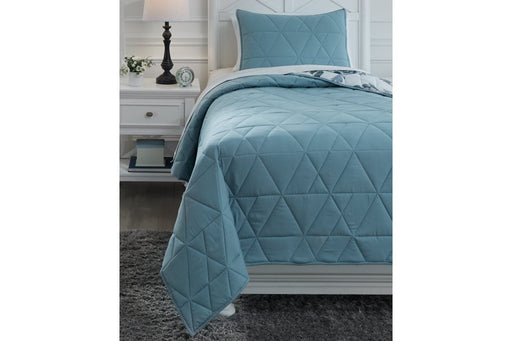 Kiandra Light Green/White Twin Quilt Set - Lara Furniture