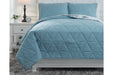 Kiandra Light Green/White Full Quilt Set - Lara Furniture