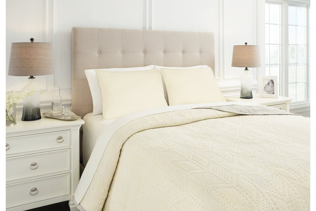 Jaxine Gray/White/Cream King Coverlet Set - Lara Furniture