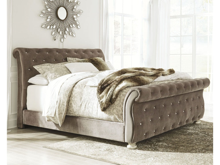 Cassimore King Upholstered Bed