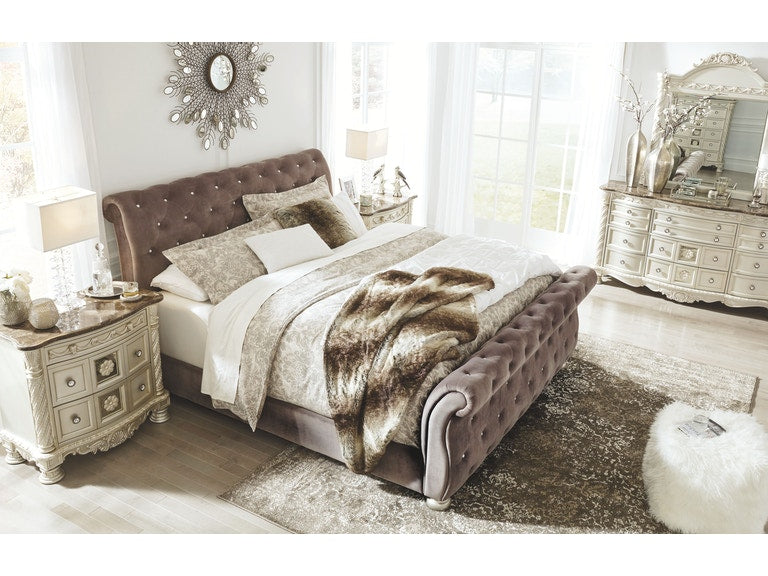 Cassimore King Upholstered Bed