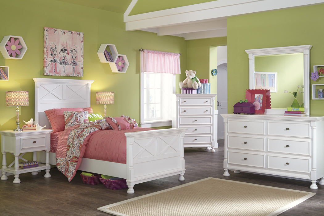 Kaslyn White Panel Youth Bedroom Set